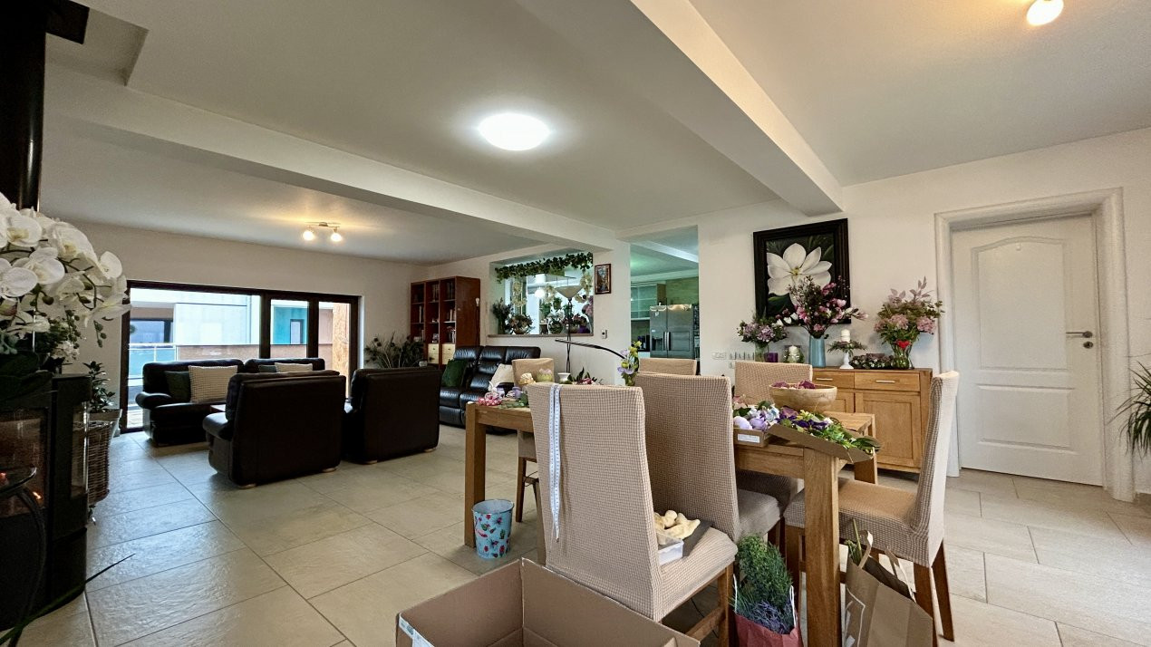 COMISION 0% Penthouse de vanzare 4 camere Dumbravita - Kaufland 8, foxfort.ro