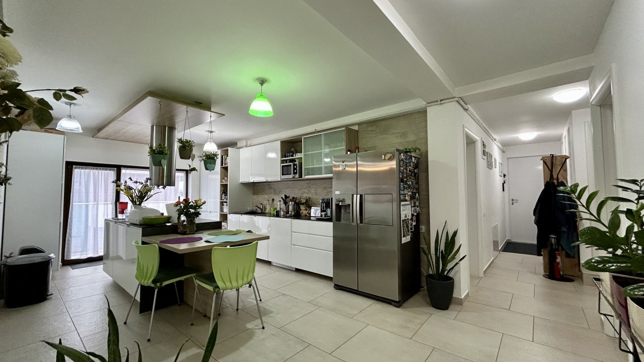 COMISION 0% Penthouse de vanzare 4 camere Dumbravita - Kaufland 9, foxfort.ro