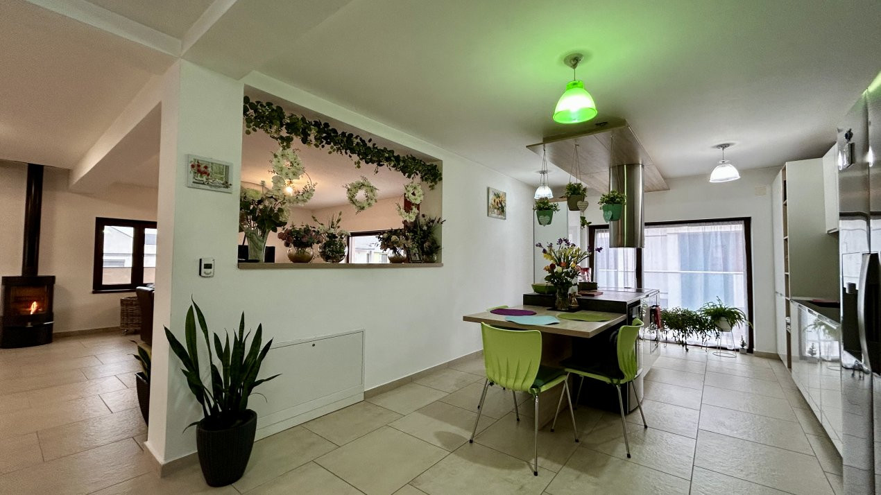 COMISION 0% Penthouse de vanzare 4 camere Dumbravita - Kaufland 16, foxfort.ro