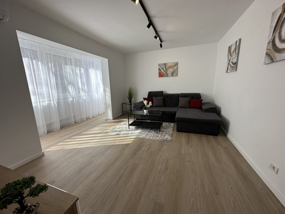 Apartament cu 3 camere de inchiriat - zona Torontalului 5, foxfort.ro