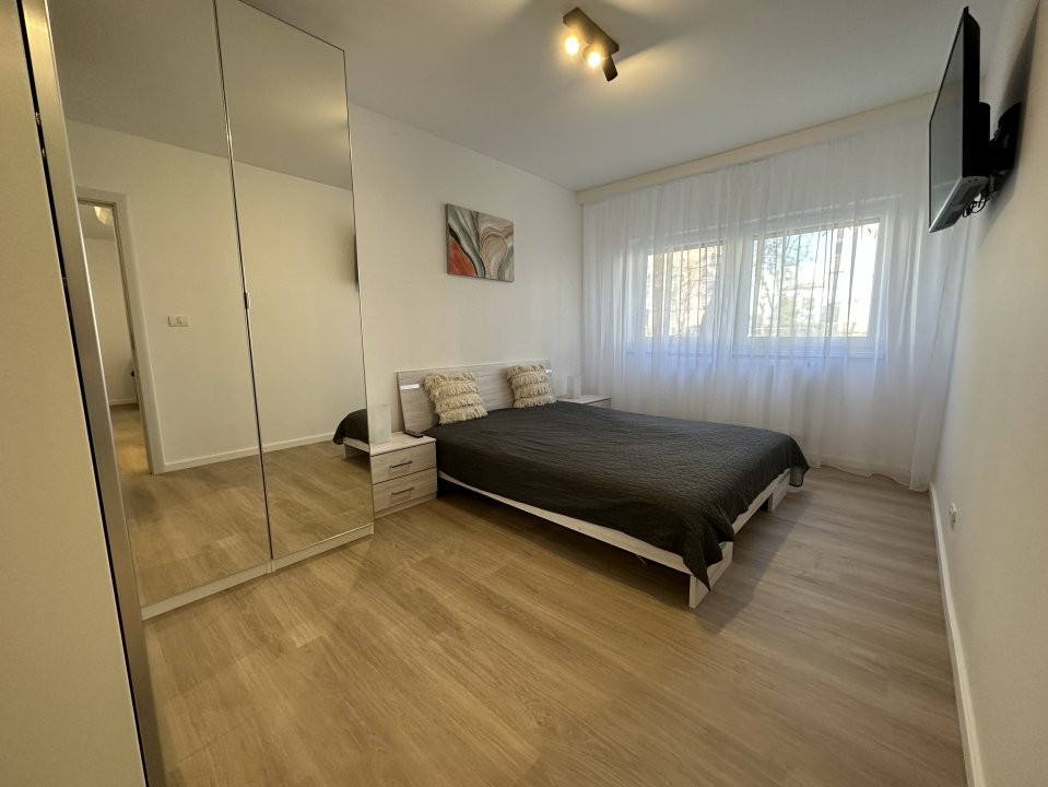 Apartament cu 3 camere de inchiriat - zona Torontalului 7, foxfort.ro