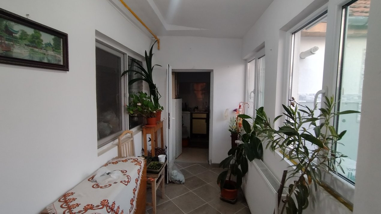 Casa individuala 3 camere, Mehala - Teren 1142 mp, zona linistita 7, foxfort.ro