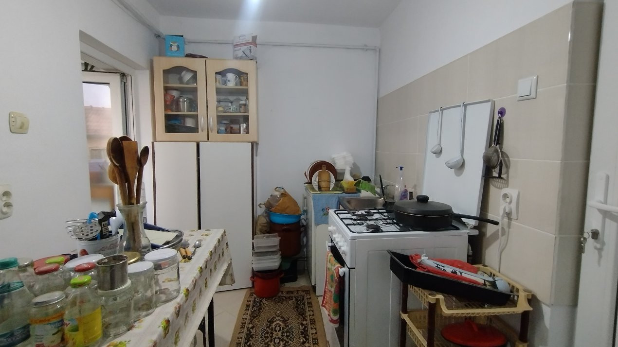 Casa individuala 3 camere, Mehala - Teren 1142 mp, zona linistita 9, foxfort.ro