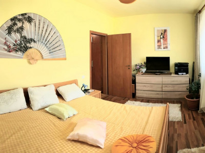 Apartament 3 camere, Lipovei - loc de parcare, balcon imagine mica 2, foxfort.ro