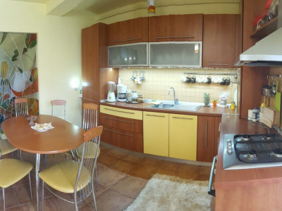 Apartament 3 camere, Lipovei - loc de parcare, balcon imagine mica 4, foxfort.ro