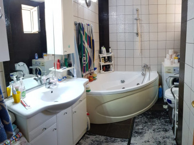 Apartament 3 camere, Lipovei - loc de parcare, balcon imagine mica 5, foxfort.ro