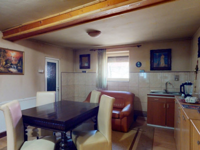 COMISION 0% O casa cu istorie si suflet 250 Mp si 1600 mp de gradina - V7977 imagine mica 6, foxfort.ro