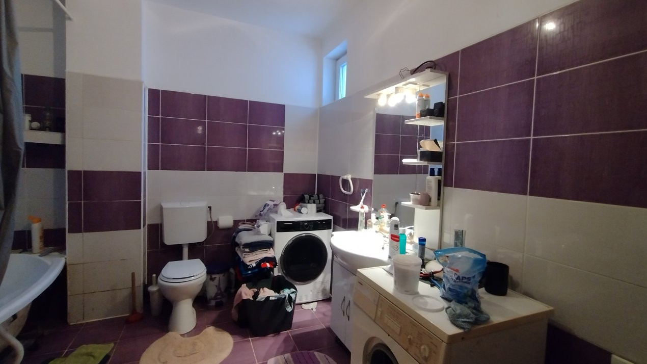 COMISION 0% Casa individuala 8 camere, Sacalaz - Pivnita, teren 1198 mp, asfalt 5, foxfort.ro