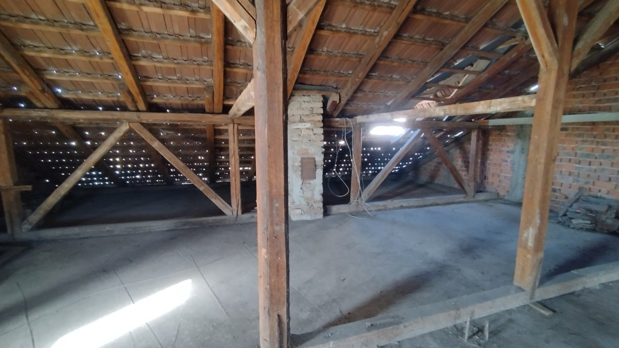 COMISION 0% Casa individuala 8 camere, Sacalaz - Pivnita, teren 1198 mp, asfalt 30, foxfort.ro