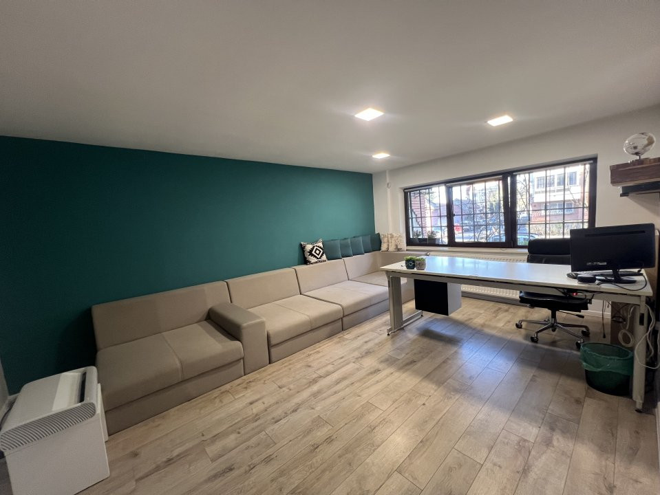 Apartament cu 4 camere de vanzare in zona Fabric 2, foxfort.ro