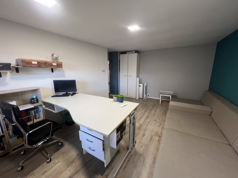 Apartament cu 4 camere de vanzare in zona Fabric 3, foxfort.ro