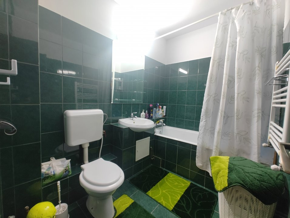 Apartament cu 3 camere de inchiriat in Timisoara, zona Dambovita 6, foxfort.ro