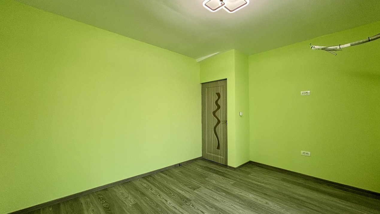 Duplex cu 3 camere si teren de 300 mp, zona Dumbravita 6, foxfort.ro