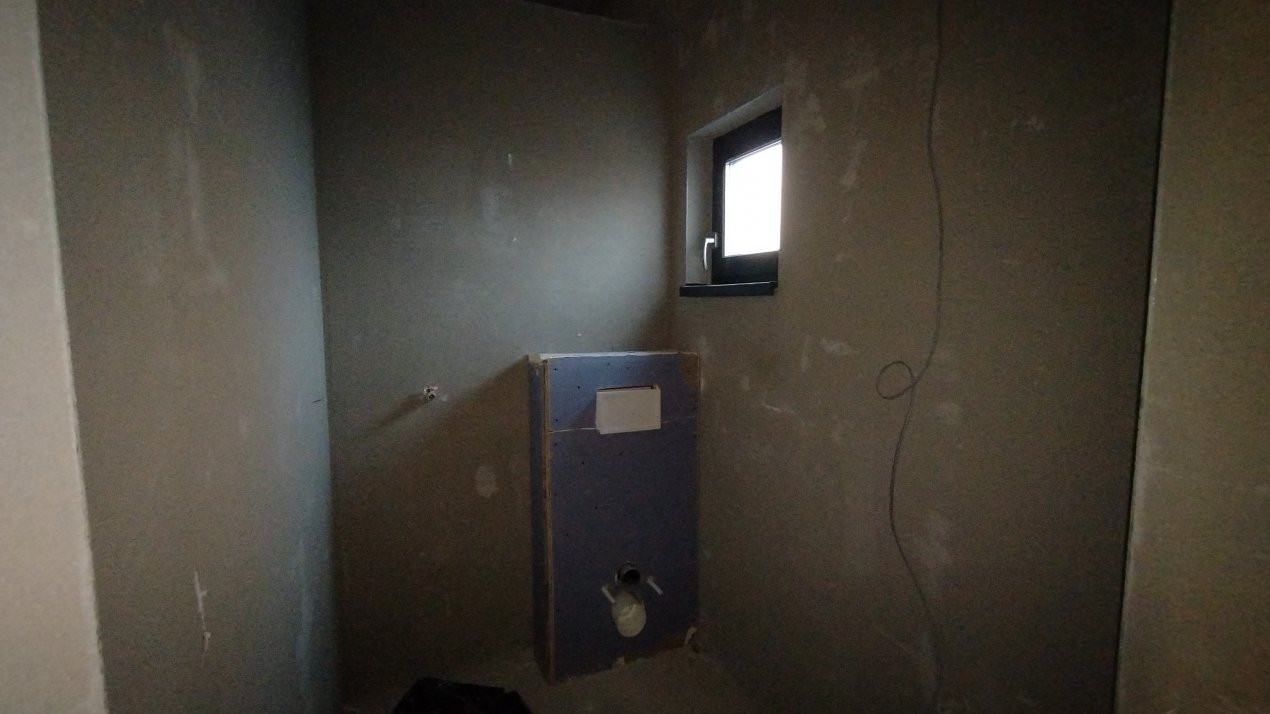 Spatiu Comercial de inchiriat, 113 mp, Sacalaz - pozitionare excelenta 8, foxfort.ro