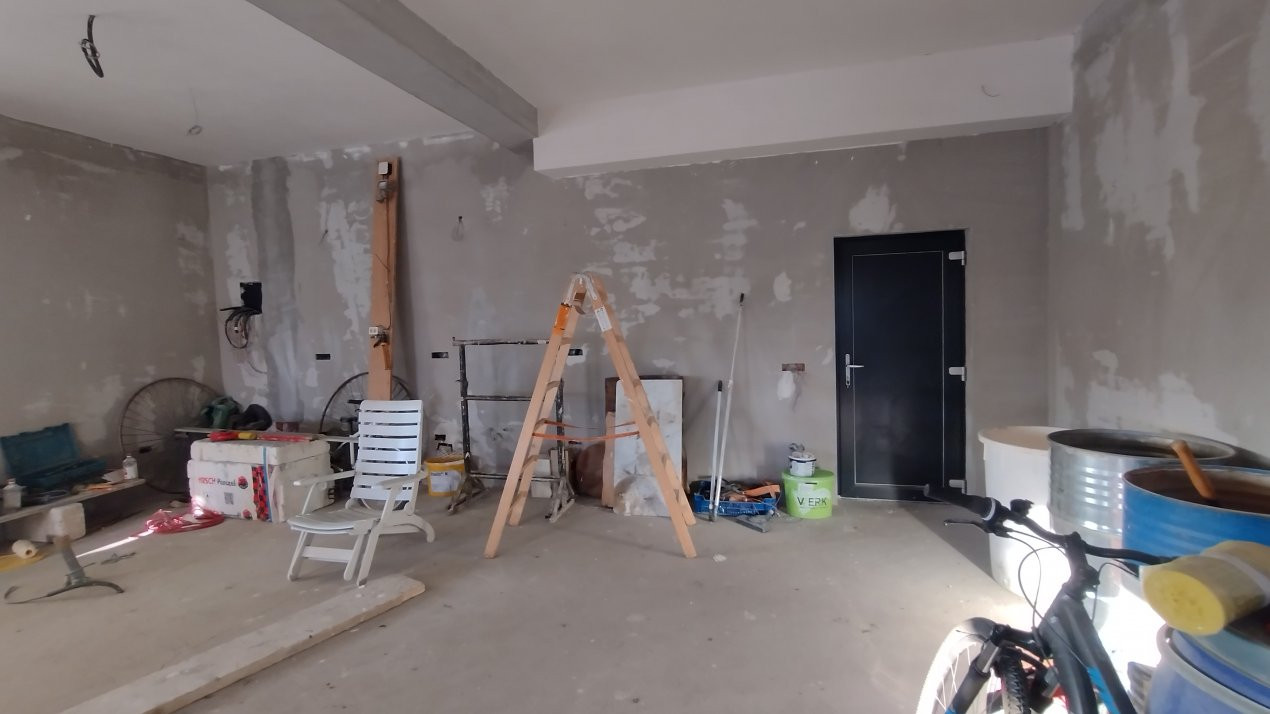 Spatiu Comercial de inchiriat, 113 mp, Sacalaz - pozitionare excelenta 11, foxfort.ro