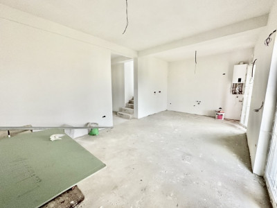 Duplex Mosnita cu 4 camere si teren de 350 mp imagine mica 6, foxfort.ro