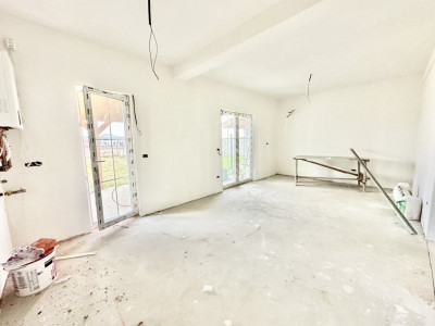 Duplex Mosnita cu 4 camere si teren de 350 mp imagine mica 7, foxfort.ro