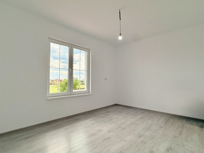 Duplex Mosnita cu 4 camere si teren de 350 mp  imagine mica 11, foxfort.ro