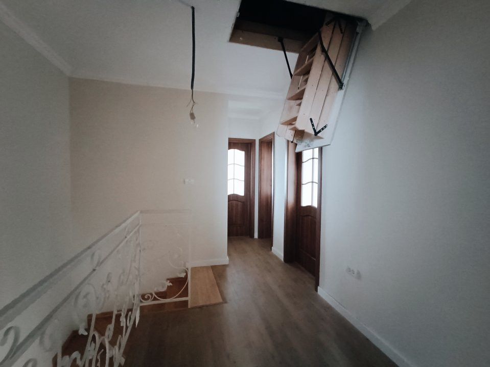 Casa insiruita cu 4 camere Parter + Etaj, in Giroc - V7700 11, foxfort.ro