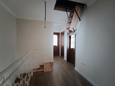 Casa insiruita cu 4 camere Parter + Etaj, in Giroc - V7700 imagine mica 11, foxfort.ro