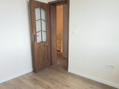 Casa moderna cu 4 camere in Giroc – confort, stil si calitate imagine mica 16, foxfort.ro