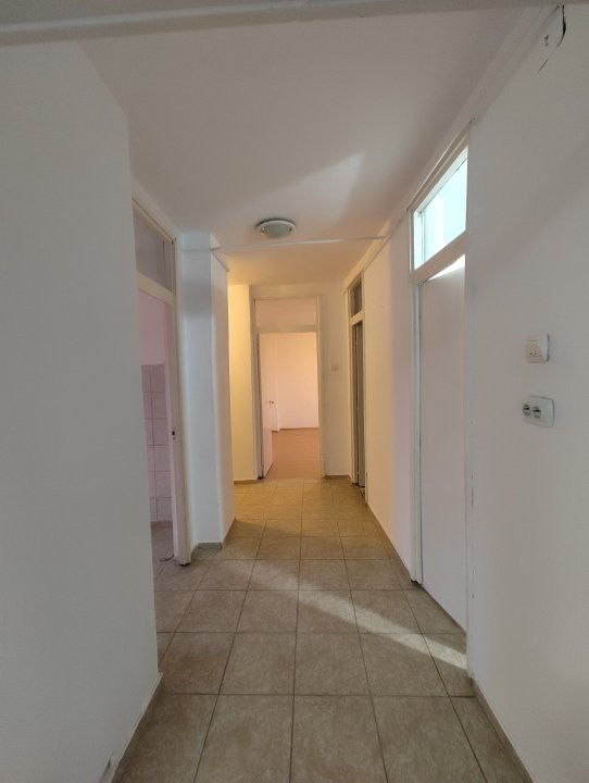 De inchiriat apartament cu 2 camere in Timisoara, zona Modern 3, foxfort.ro