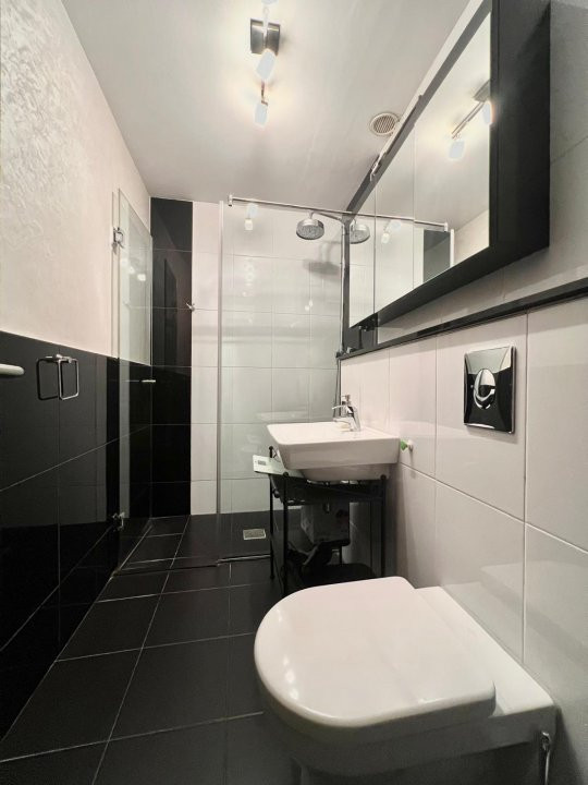 COMISION 0 % Apartament cu 3 camere, etaj 4 de vanzare, zona Dambovita 7, foxfort.ro