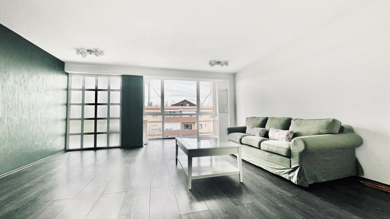 COMISION 0 % Apartament cu 3 camere, etaj 4 de vanzare, zona Dambovita 14, foxfort.ro