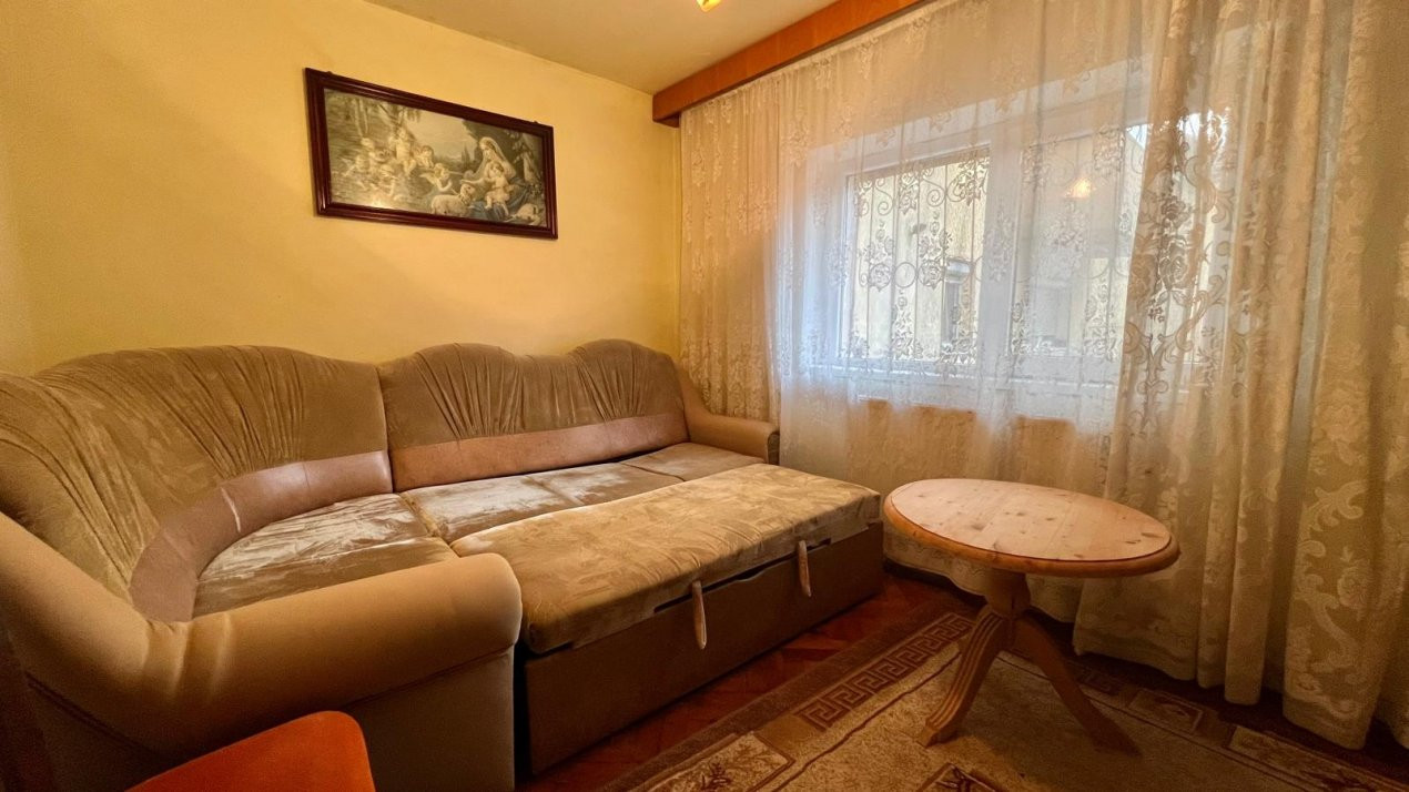 Apartament 2 camere de vanzare, zona Dambovita 10, foxfort.ro