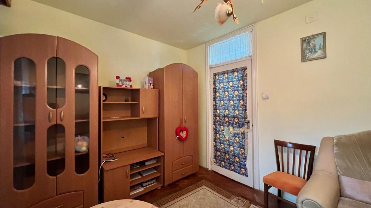 Apartament 2 camere de vanzare, zona Dambovita 11, foxfort.ro