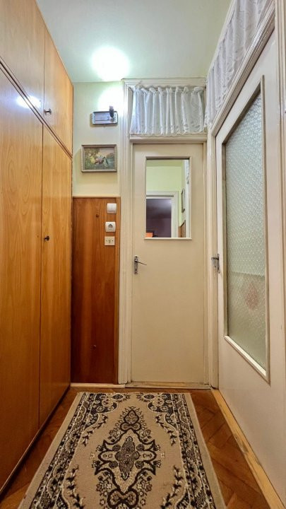 Apartament 2 camere de vanzare, zona Dambovita 12, foxfort.ro