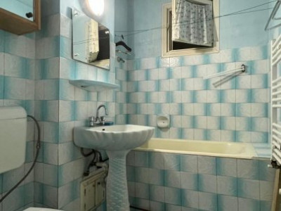 Apartament 2 camere de vanzare, zona Dambovita imagine mica 6, foxfort.ro