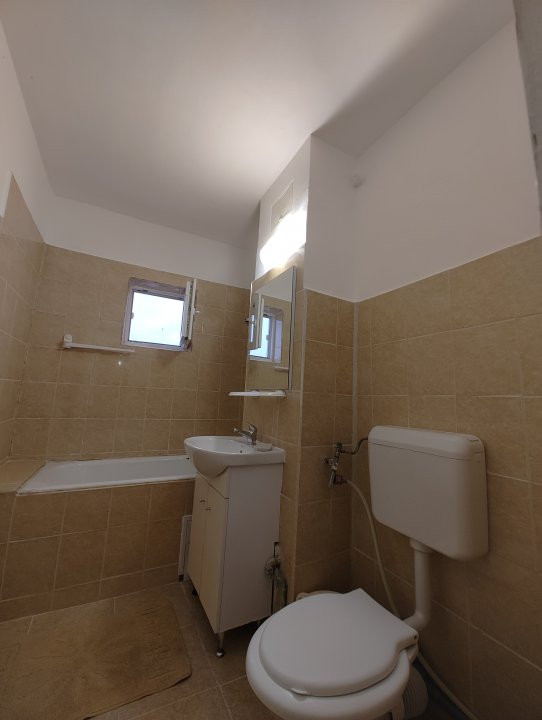 Apartament cu 2 camere de inchiriat in Timisoara, zona Kiriac 5, foxfort.ro