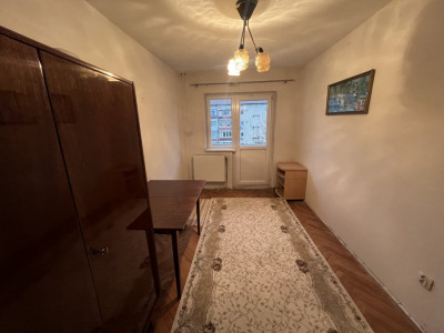 Apartament cu 4 camere, semidecomandat Zona Girocului imagine mica 5, foxfort.ro
