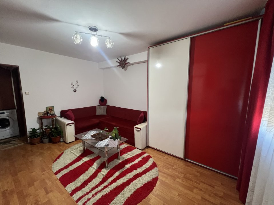 Apartament cu 2 camere decomandat - zona Iosefin 6, foxfort.ro