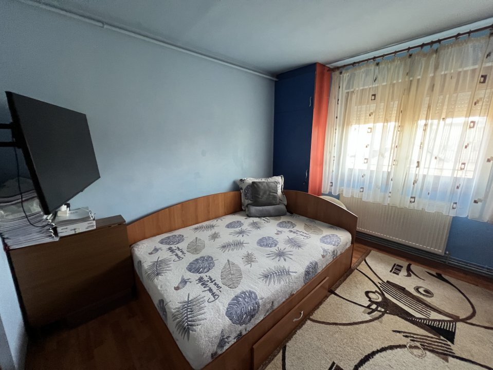 Apartament cu 2 camere decomandat - zona Iosefin 13, foxfort.ro