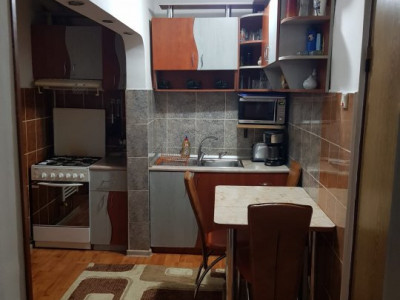 Apartament cu 2 camere decomandat - zona Iosefin imagine mica 2, foxfort.ro