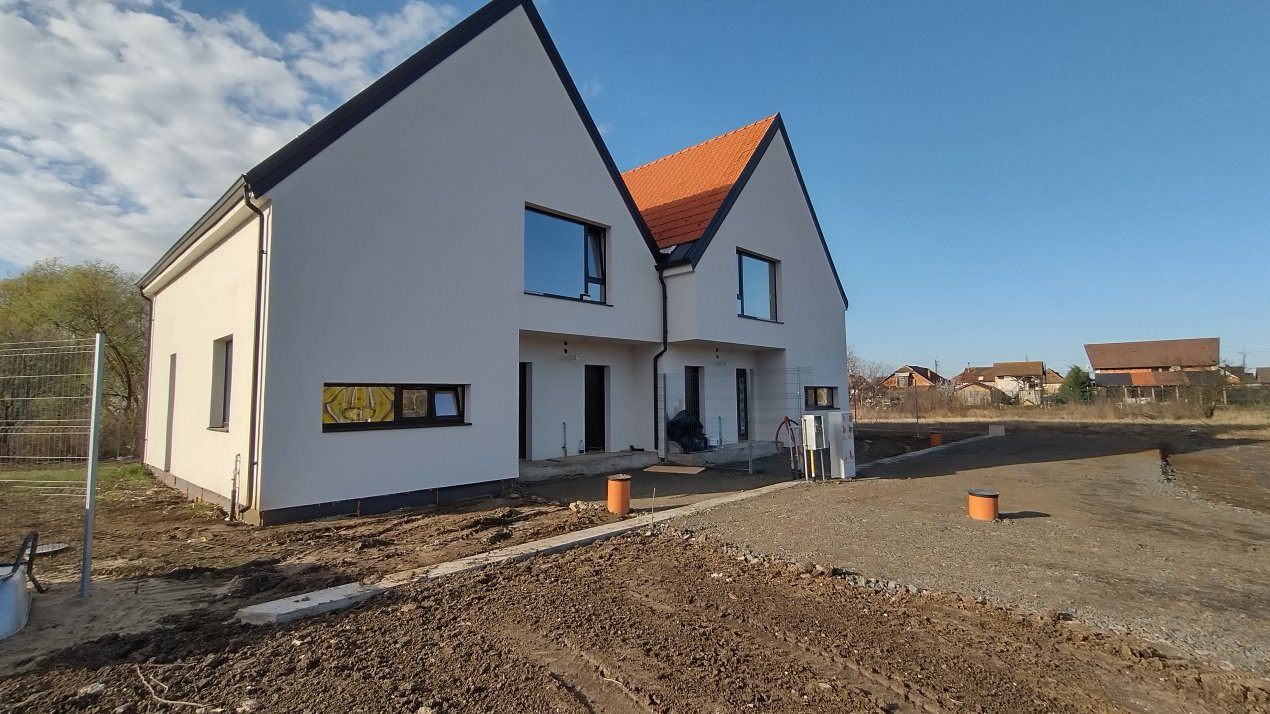 Duplex 4 camere de vanzare, Sacalaz - toate utilitatiile 20, foxfort.ro