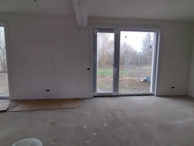 Duplex 4 camere de vanzare, Sacalaz - toate utilitatiile imagine mica 17, foxfort.ro