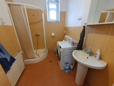 Casa individuala cu 6 camere si teren de 500 mp - zona Kiriac imagine mica 17, foxfort.ro