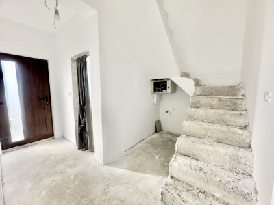 Duplex Mosnita, 4 camere, 120 mp utili, teren 400 mp - Serena 1 imagine mica 11, foxfort.ro