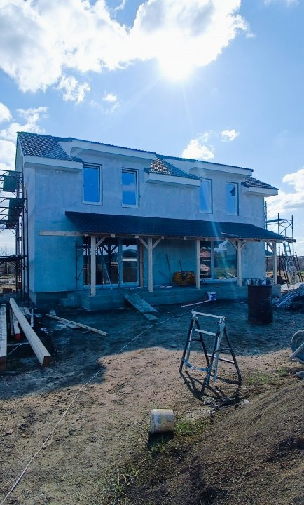 Duplex 4 camere si teren de 300 mp - zona Mosnita Veche  1, foxfort.ro