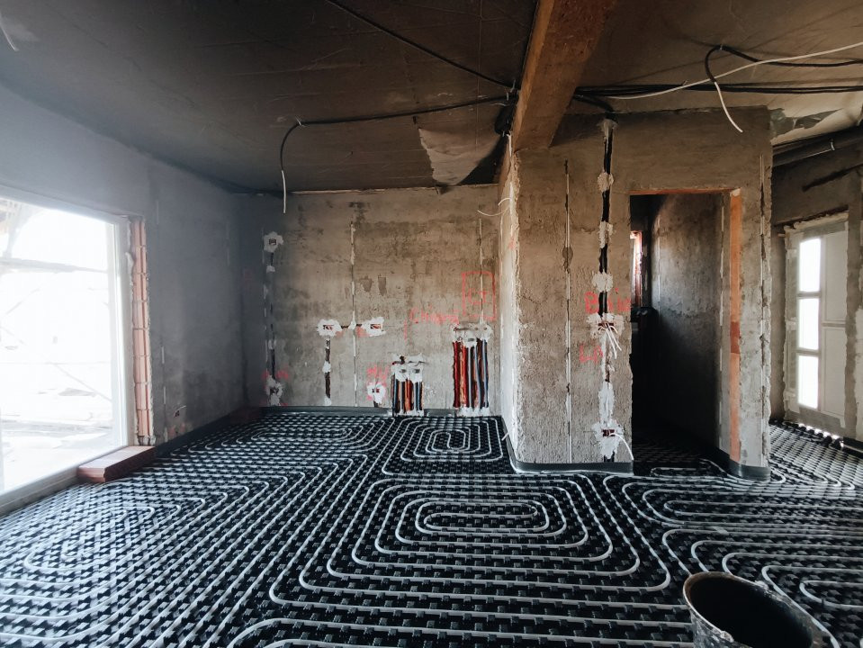 Duplex 4 camere si teren de 300 mp - zona Mosnita Veche  12, foxfort.ro