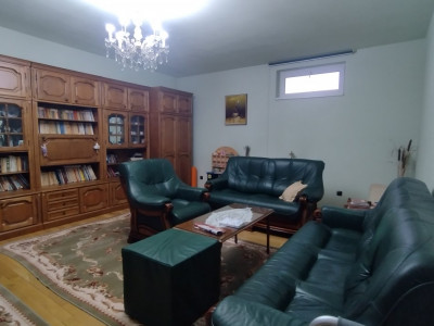 Casa individuala de vanzare, zona Mircea cel Batran - Garaj si pivnita imagine mica 3, foxfort.ro