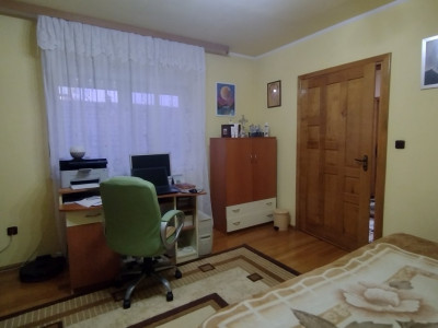 Casa individuala de vanzare, zona Mircea cel Batran - Garaj si pivnita imagine mica 8, foxfort.ro