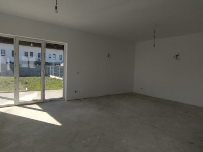 Duplex 4 camere, Sacalaz - 3 bai, oportunitate personalizare interior imagine mica 2, foxfort.ro