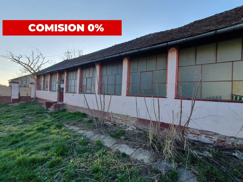 COMISION 0% Casa individuala cu teren de 3930 mp - Padureni 10, foxfort.ro