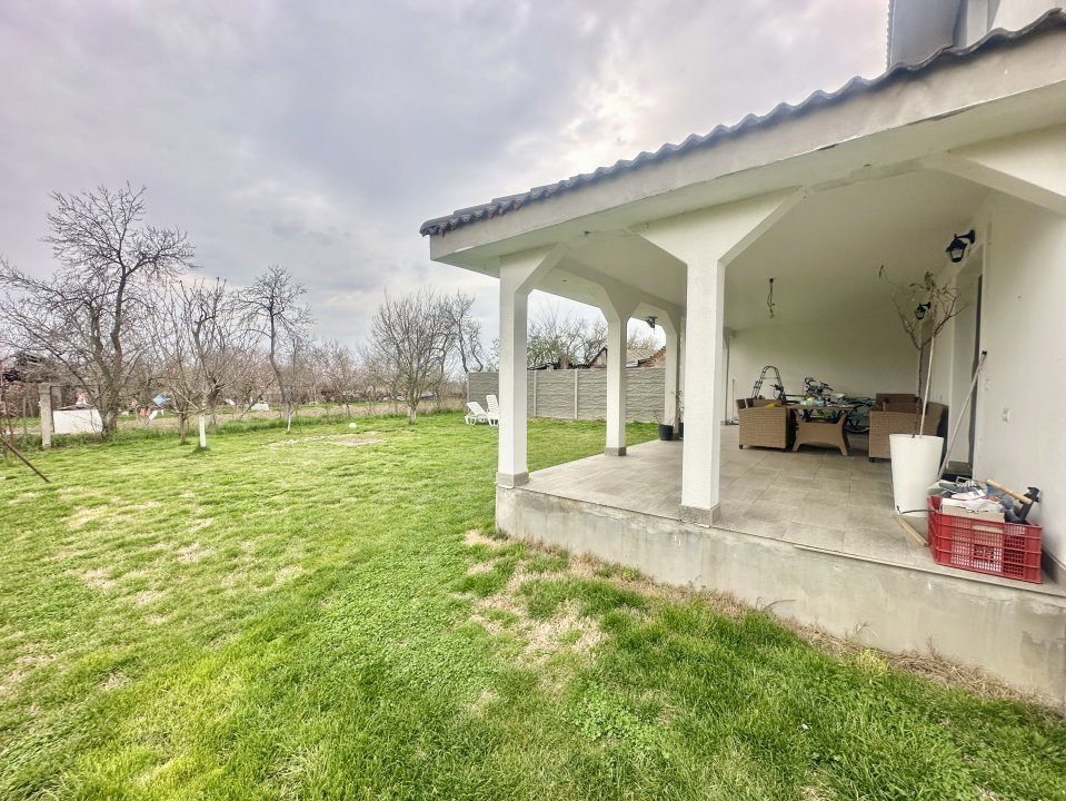 Casa individuala cu 4 camere complet mobilata - Albina 3, foxfort.ro