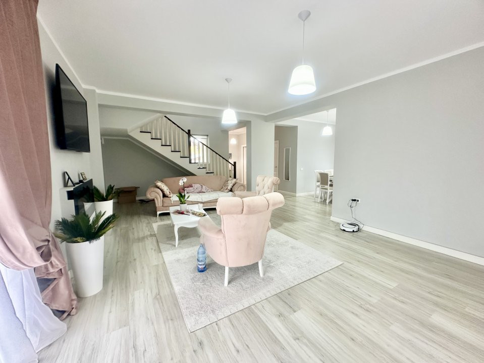 Casa individuala cu 4 camere complet mobilata - Albina 5, foxfort.ro