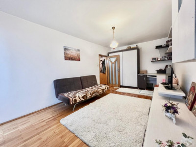 Apartament cu 3 camere, etaj 5 de vanzare, zona Lunei imagine mica 12, foxfort.ro